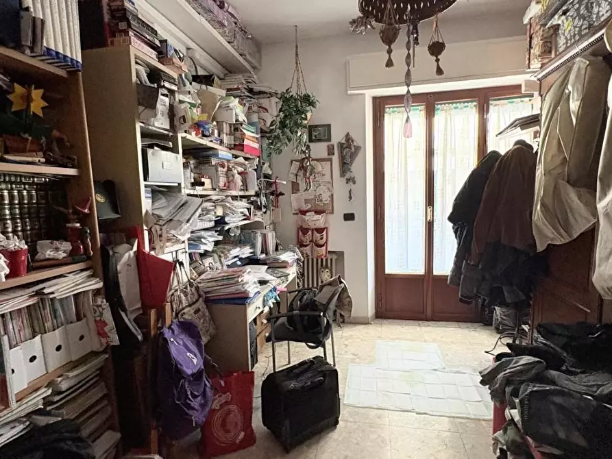 Immagine 8 di Appartamento in vendita  a Lucca