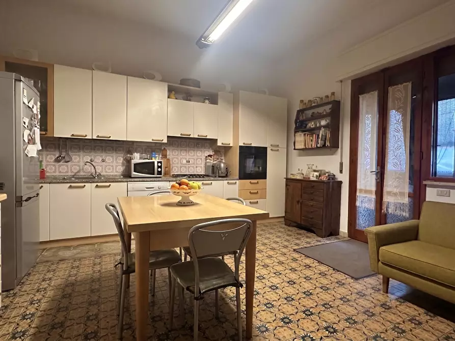 Immagine 10 di Casa indipendente in vendita  a Buti