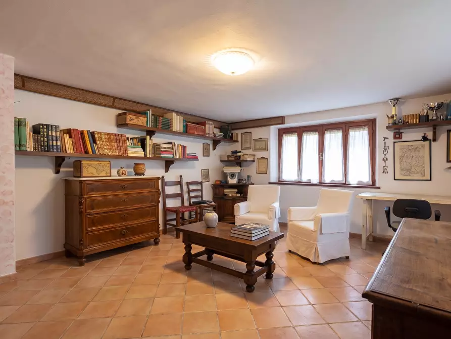 Immagine 24 di Casa indipendente in vendita  a Buti