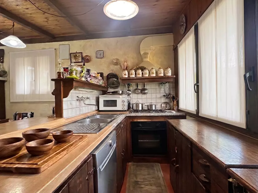 Immagine 32 di Casa indipendente in vendita  a Buti