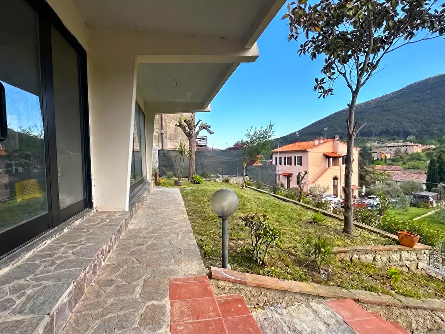 Immagine 3 di Casa indipendente in vendita  a Buti