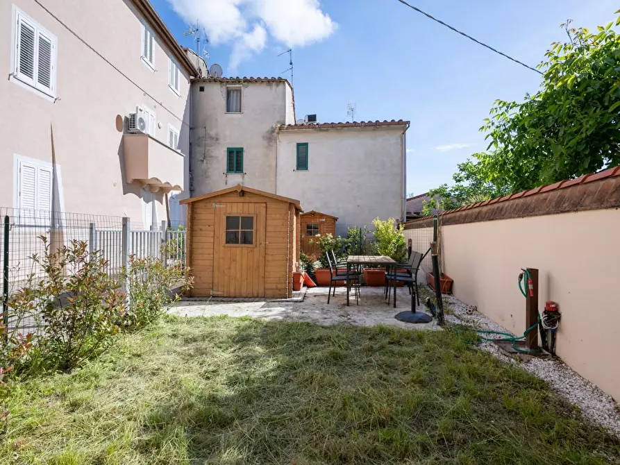 Immagine 30 di Appartamento in vendita  a Cascina