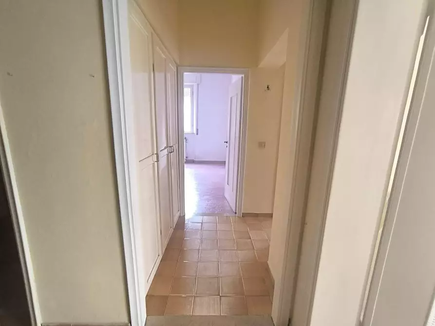 Immagine 17 di Appartamento in vendita  a Pisa