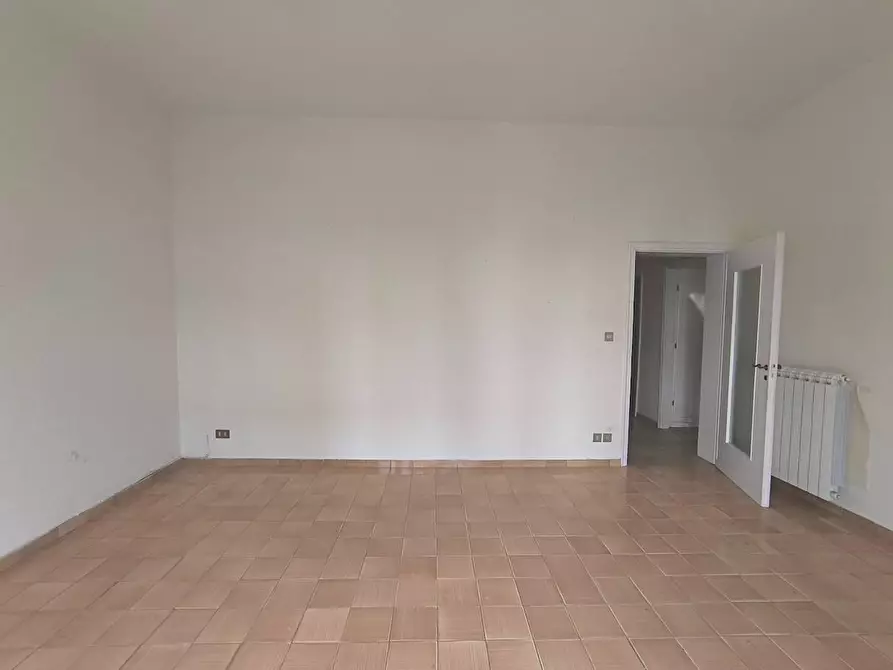 Immagine 6 di Appartamento in vendita  a Pisa