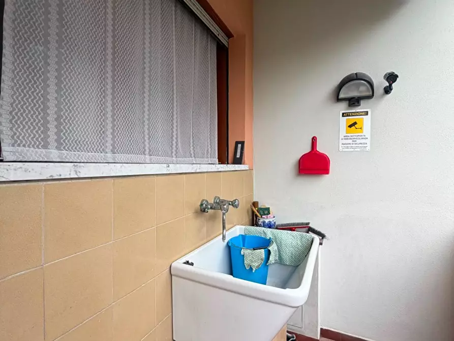 Immagine 19 di Appartamento in vendita  a Carrara