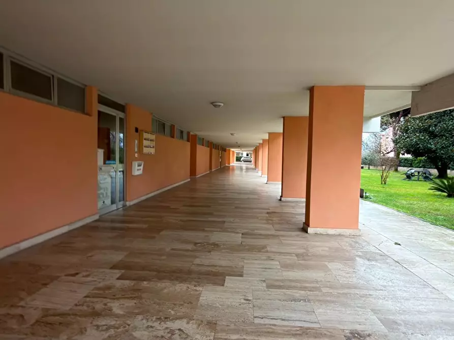 Immagine 37 di Appartamento in vendita  a Carrara