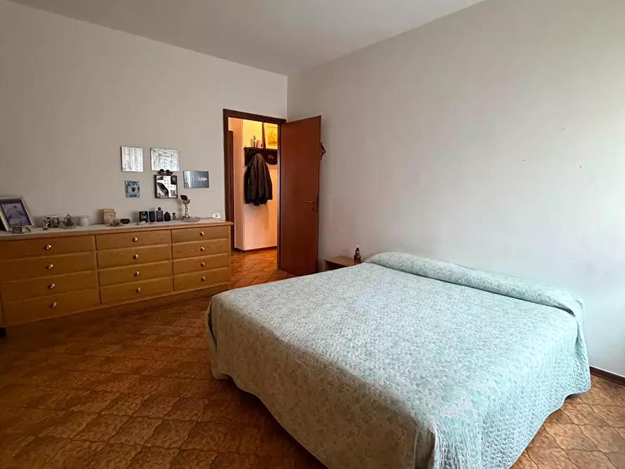 Immagine 26 di Appartamento in vendita  a Carrara