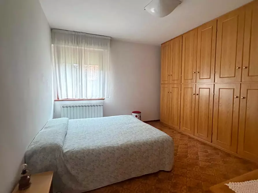 Immagine 29 di Appartamento in vendita  a Carrara