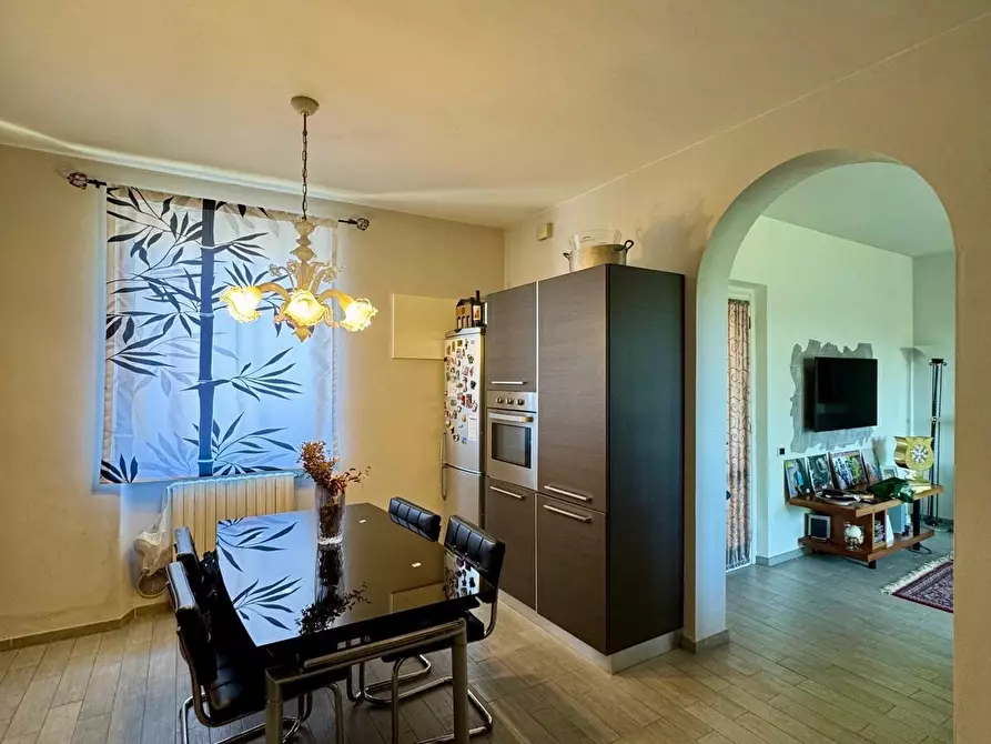 Immagine 8 di Porzione di casa in vendita  a Lucca