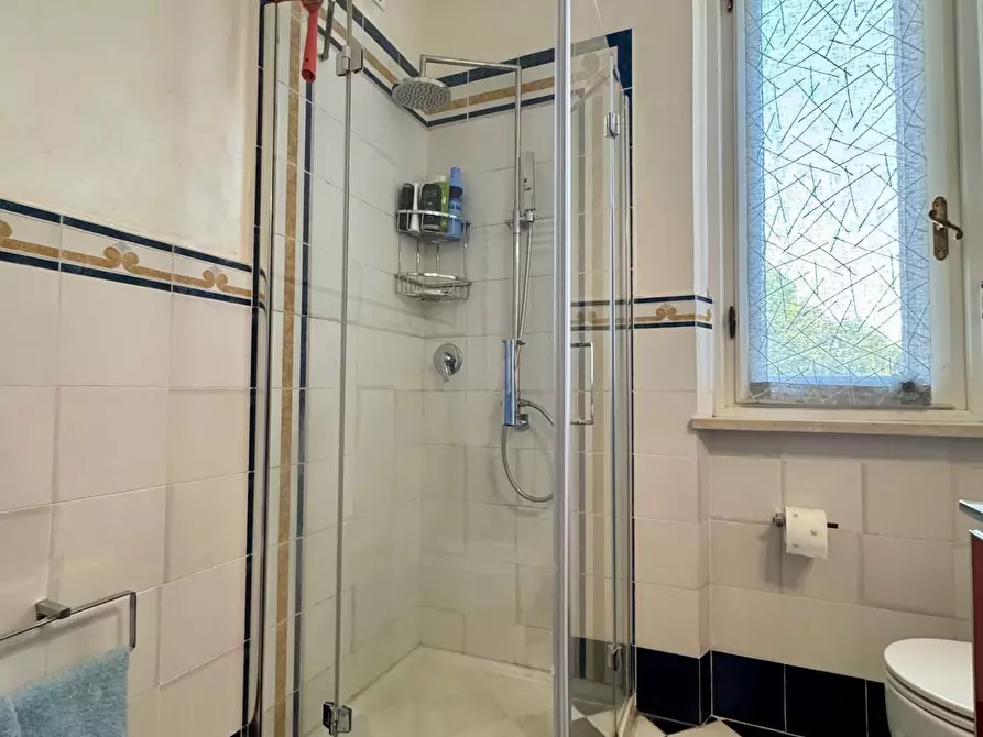 Immagine 17 di Porzione di casa in vendita  a Lucca