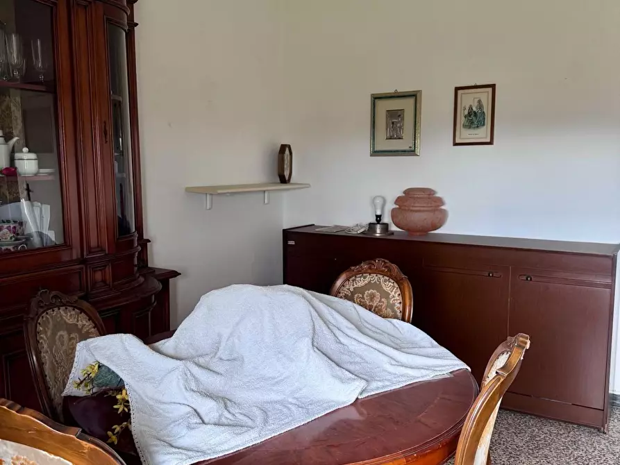 Immagine 14 di Appartamento in vendita  a Massa