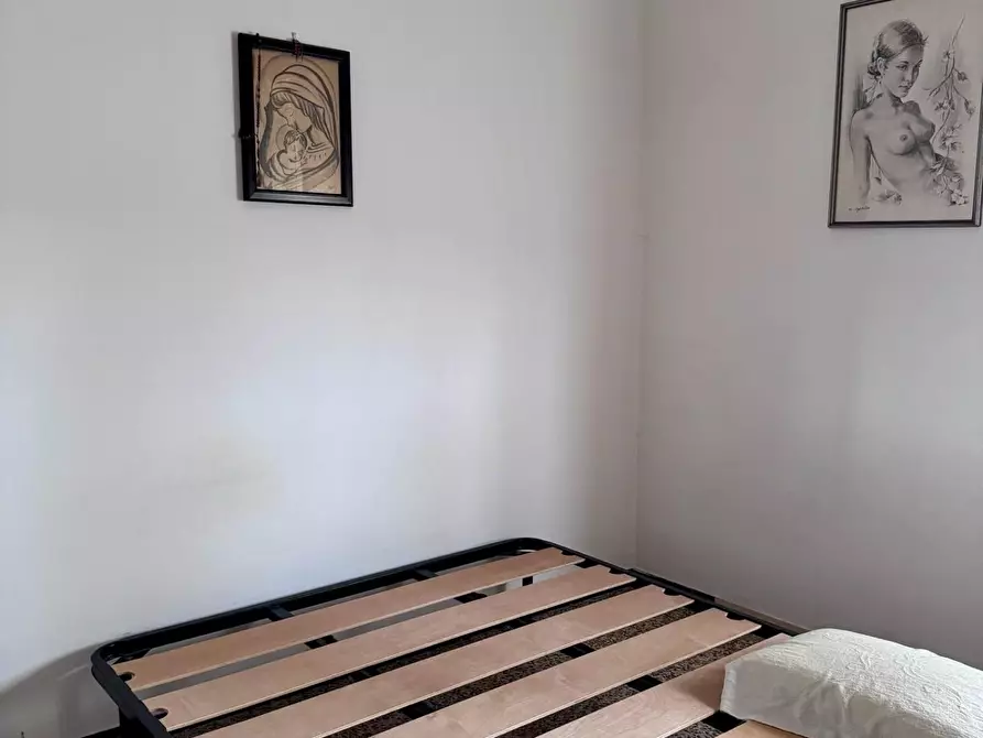 Immagine 21 di Appartamento in vendita  a Massa