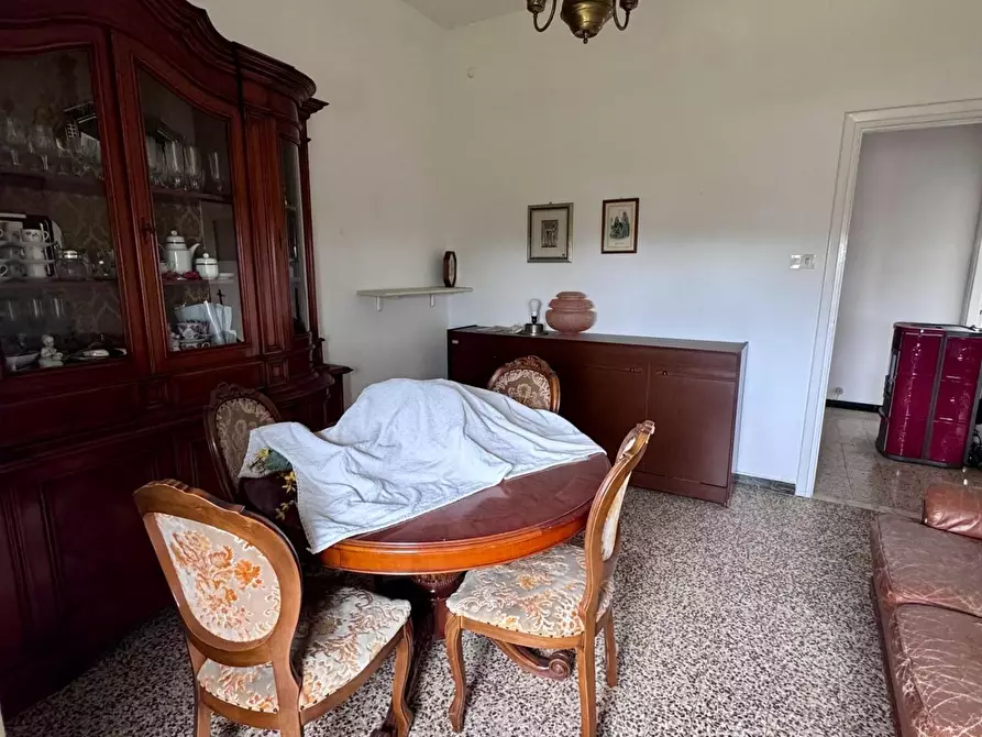 Immagine 13 di Appartamento in vendita  a Massa