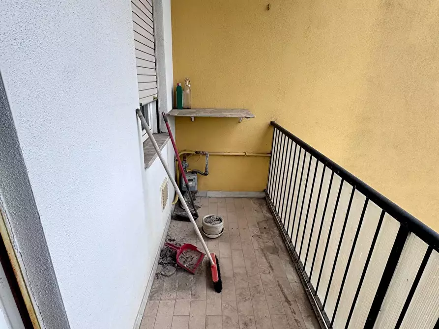 Immagine 6 di Appartamento in vendita  a Massa