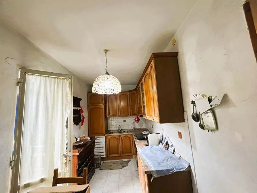 Immagine 2 di Appartamento in vendita  a Livorno