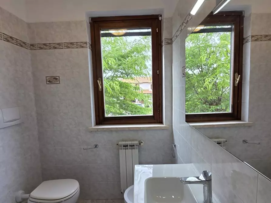 Immagine 20 di Appartamento in vendita  a Viareggio