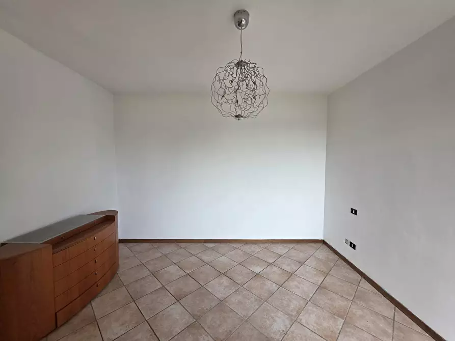 Immagine 9 di Appartamento in vendita  a Viareggio
