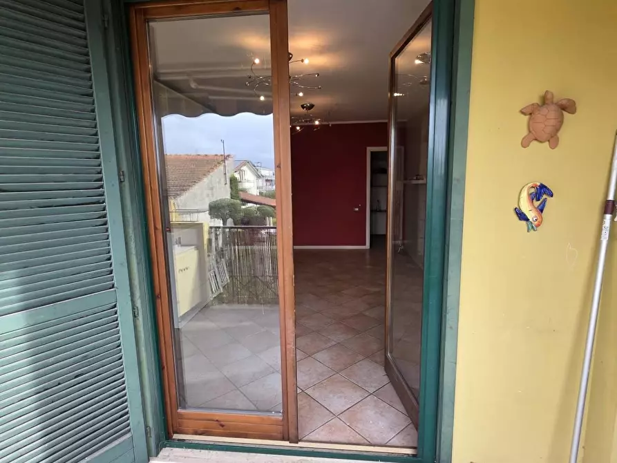 Immagine 28 di Appartamento in vendita  a Viareggio