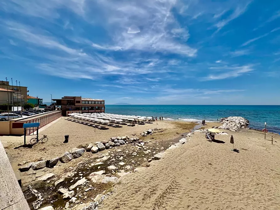 Immagine 40 di Appartamento in vendita  a San Vincenzo