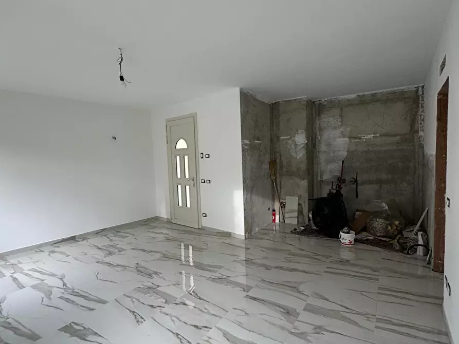 Immagine 22 di Casa bifamiliare in vendita  a Lucca