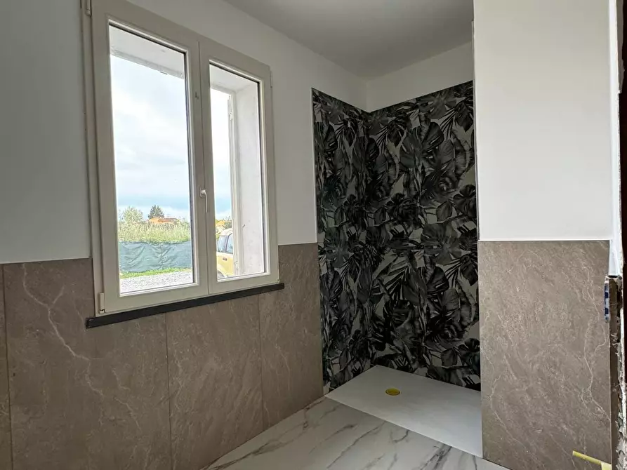 Immagine 7 di Casa bifamiliare in vendita  a Lucca