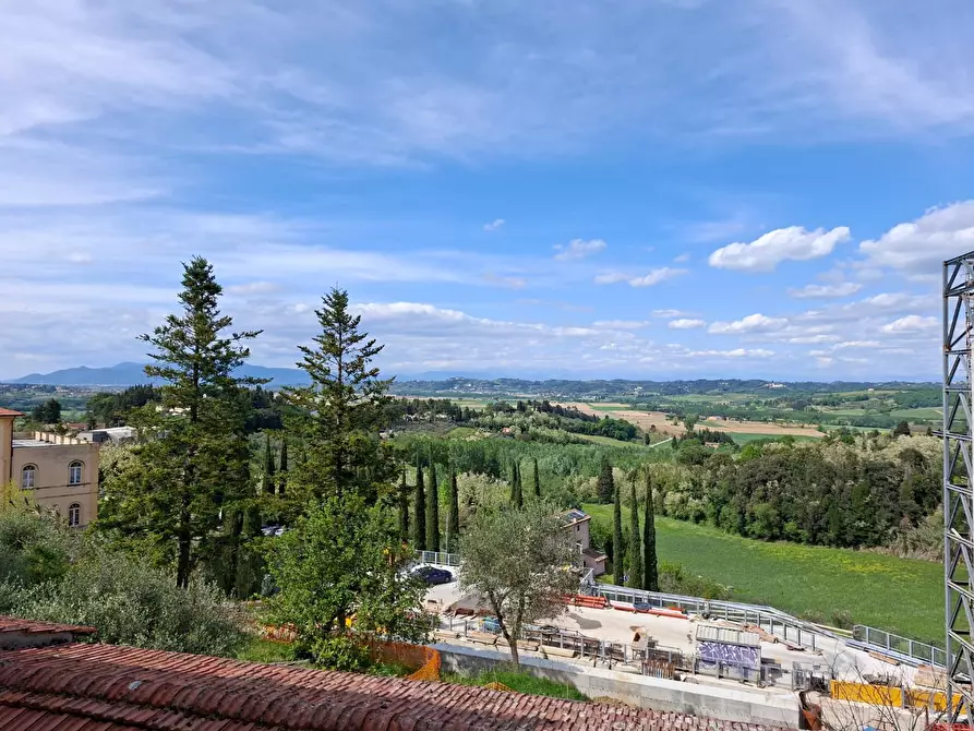 Immagine 2 di Appartamento in vendita  a Peccioli
