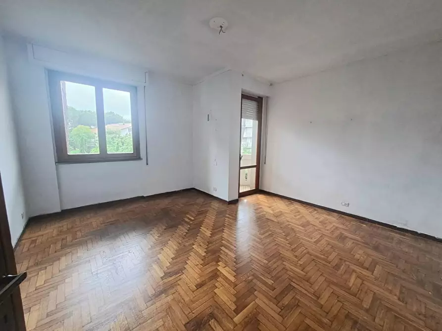 Immagine 9 di Appartamento in vendita  a Massa