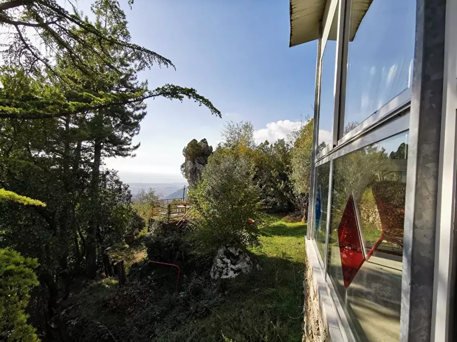 Immagine 9 di Casa indipendente in vendita  a Massa