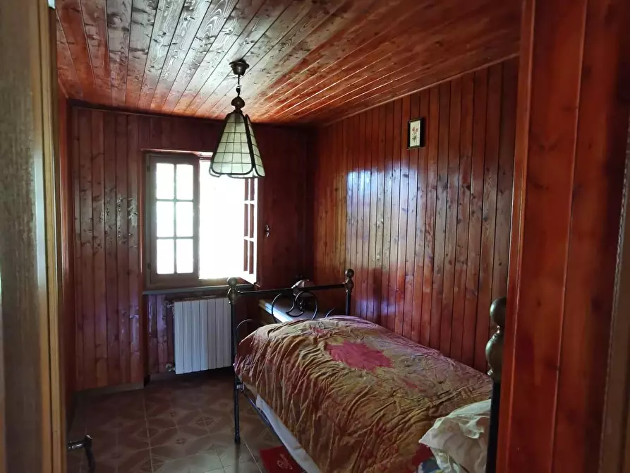 Immagine 18 di Casa indipendente in vendita  a Massa