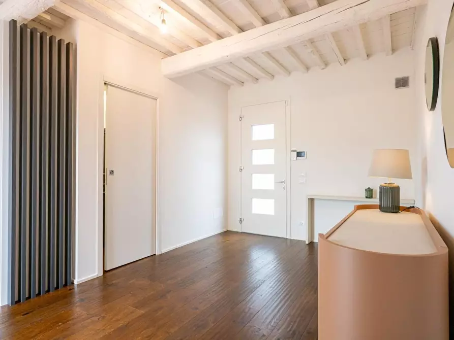 Immagine 7 di Rustico / casale in vendita  a Santa Maria A Monte