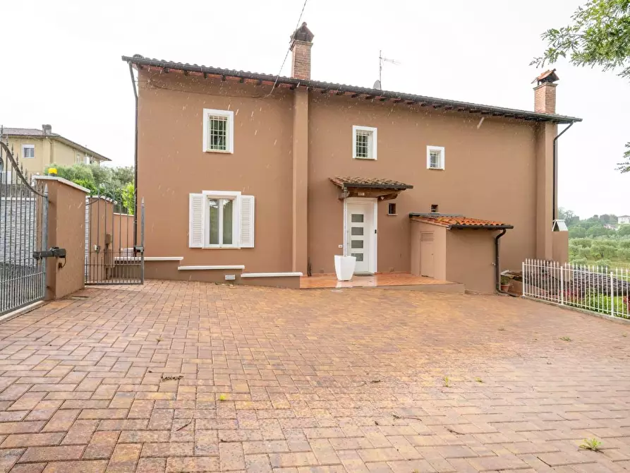 Immagine 3 di Rustico / casale in vendita  a Santa Maria A Monte