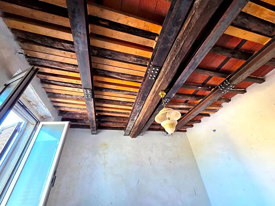 Immagine 9 di Terratetto in vendita  a Lucca