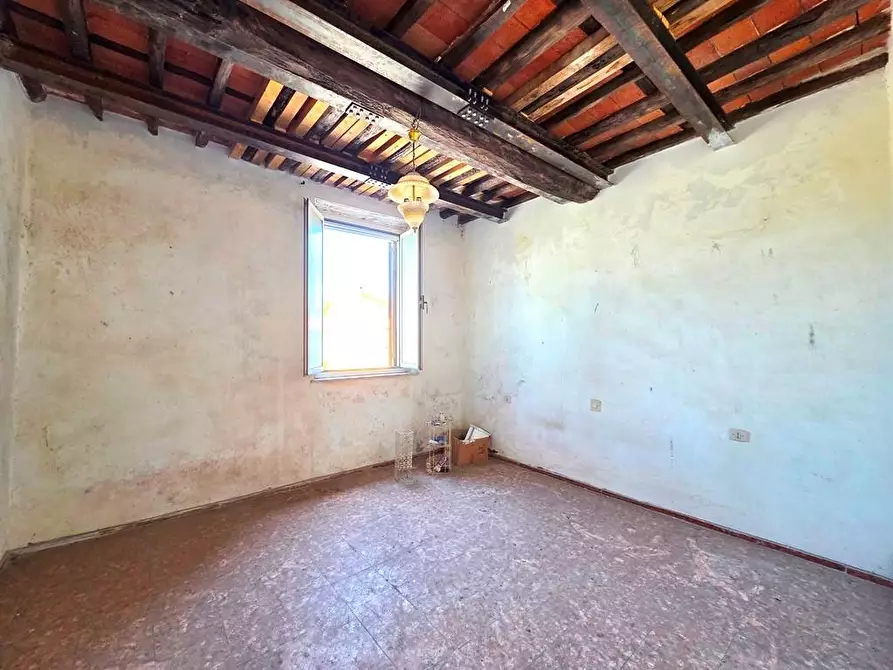 Immagine 10 di Terratetto in vendita  a Lucca