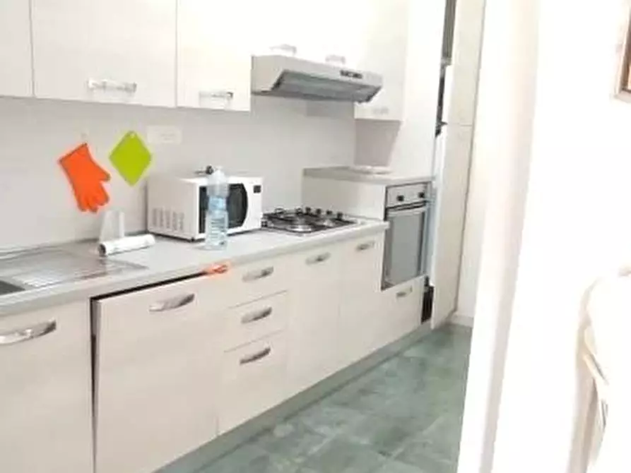 Immagine 14 di Appartamento in vendita  a Viareggio