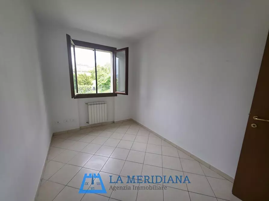 Immagine 10 di Appartamento in vendita  a Larciano