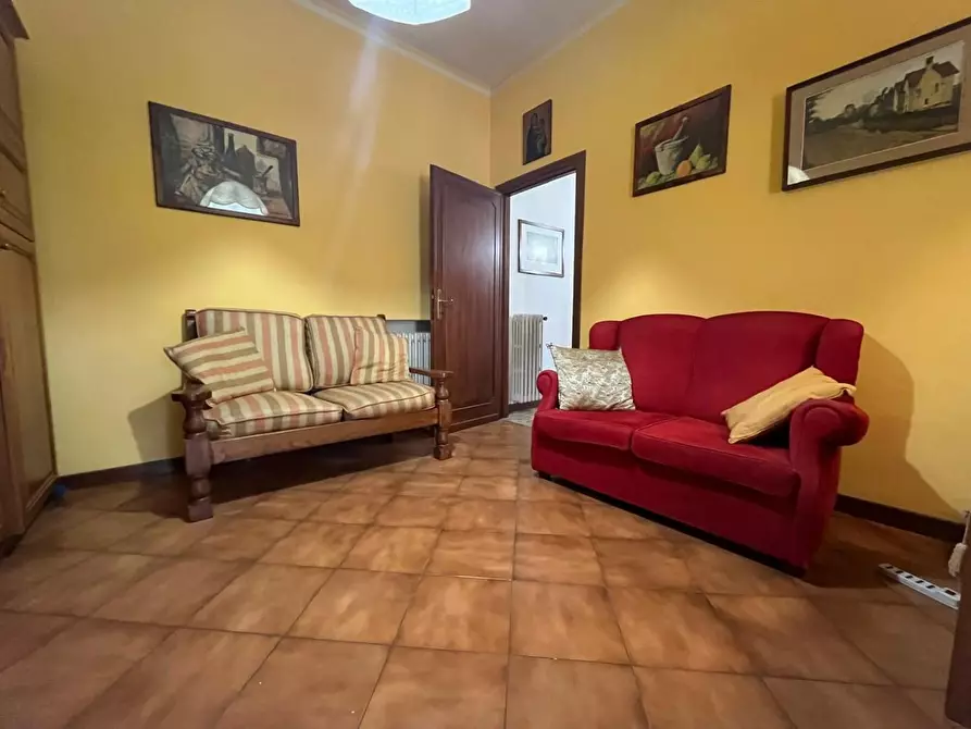 Immagine 45 di Appartamento in vendita  a Lucca