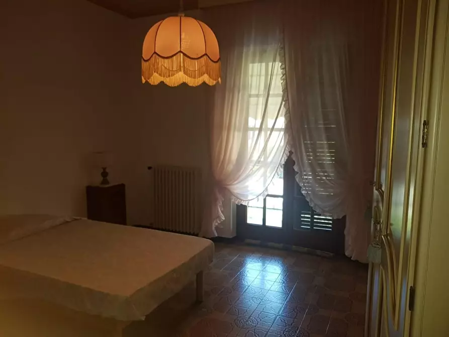 Immagine 15 di Appartamento in vendita  a Lucca