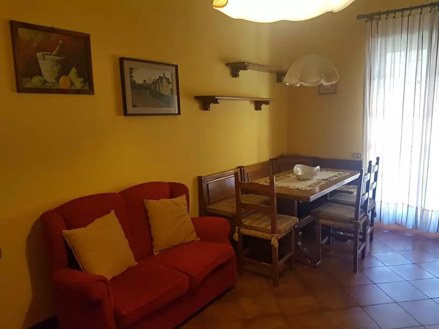 Immagine 22 di Appartamento in vendita  a Lucca