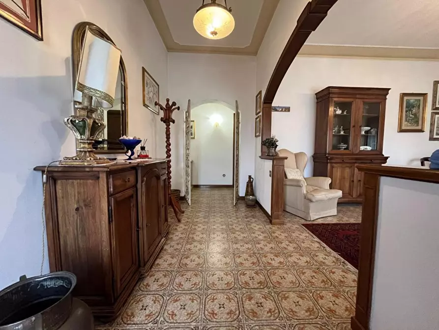 Immagine 29 di Appartamento in vendita  a Lucca