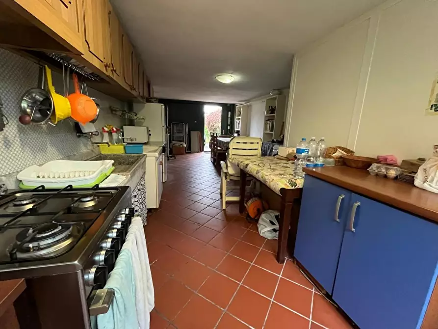 Immagine 72 di Appartamento in vendita  a Lucca