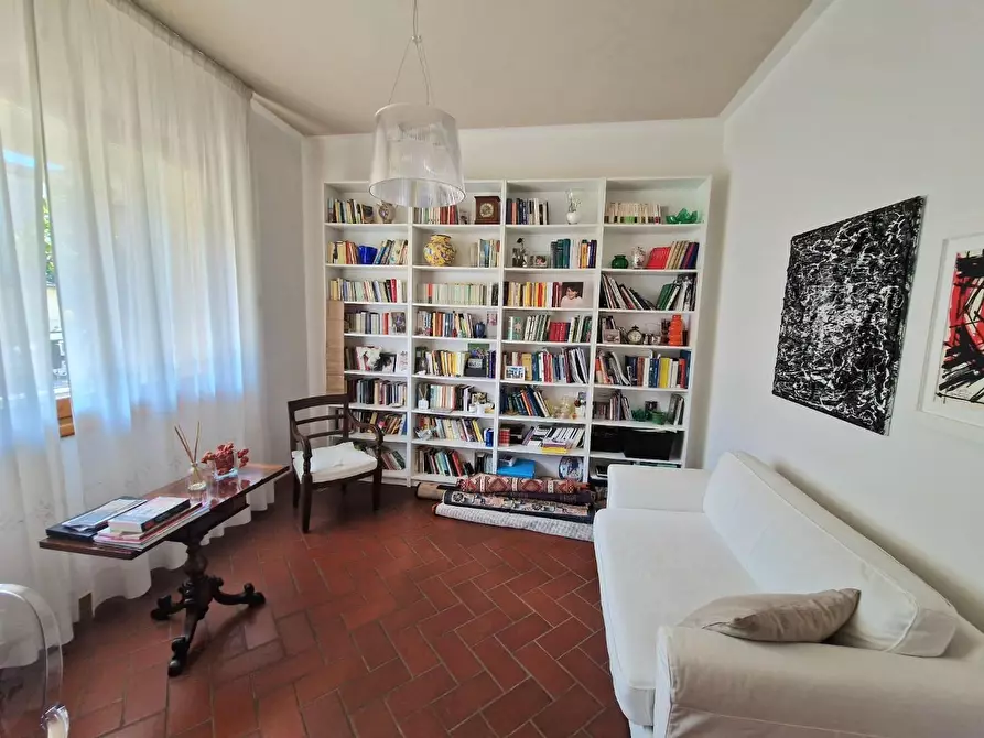 Immagine 10 di Appartamento in vendita  a Pisa