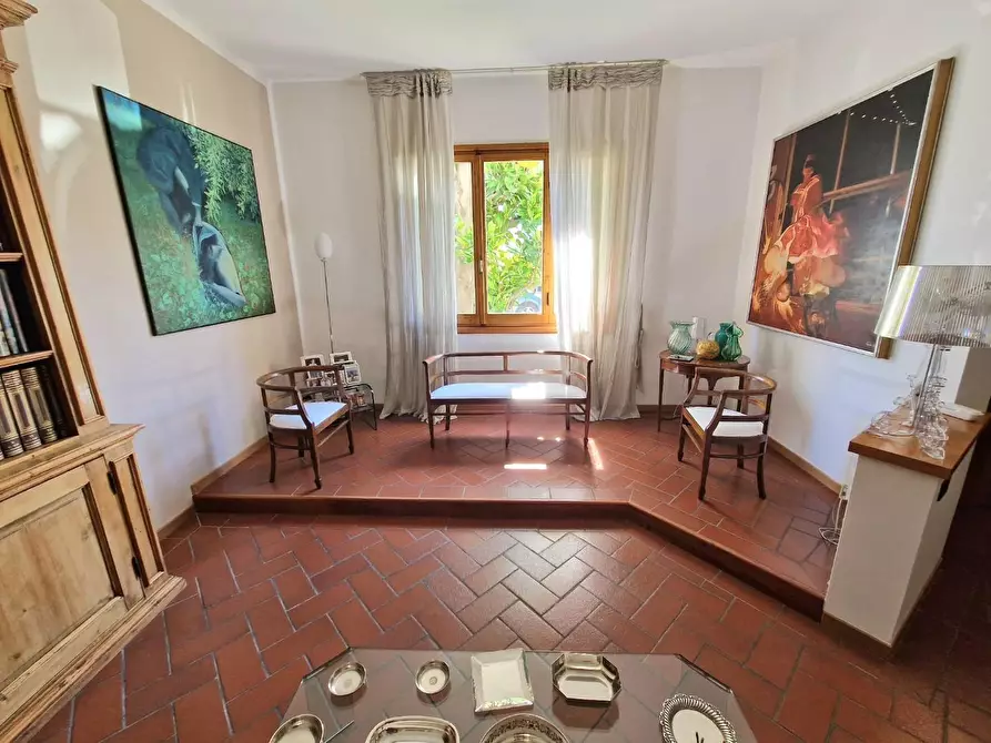 Immagine 17 di Appartamento in vendita  a Pisa