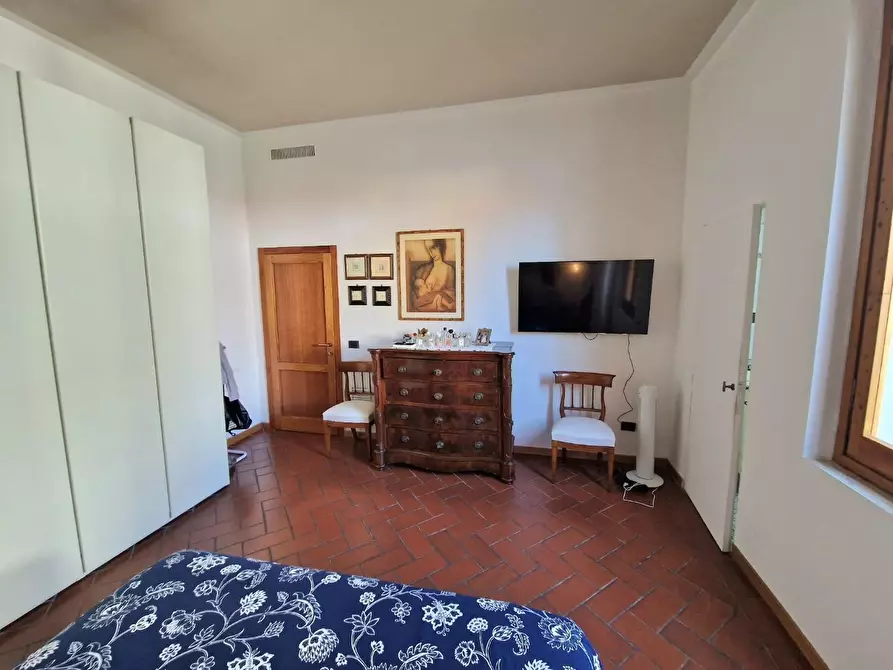 Immagine 13 di Appartamento in vendita  a Pisa