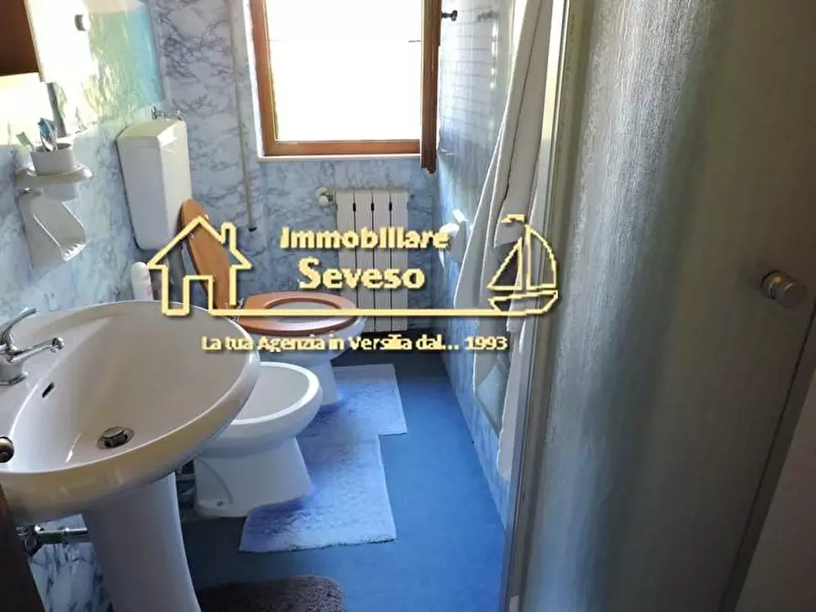 Immagine 16 di Casa trifamiliare in vendita  a Pietrasanta