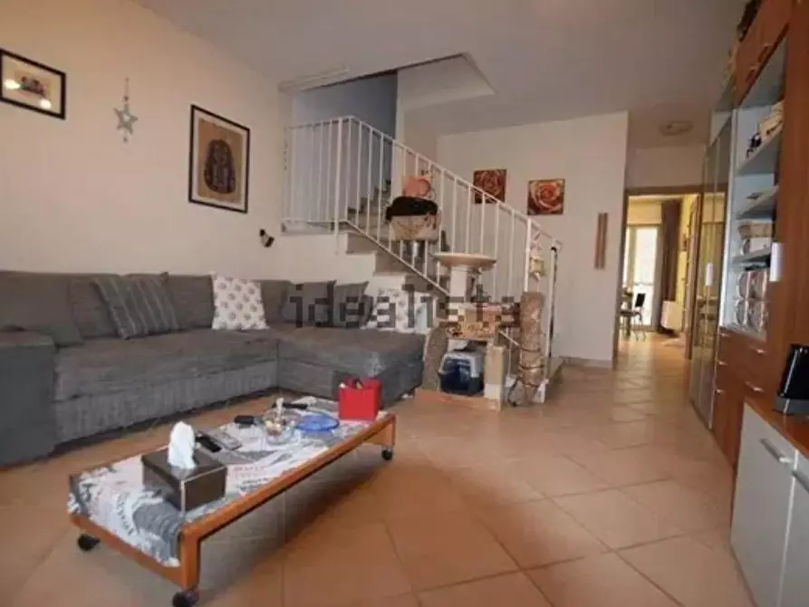 Immagine 1 di Terratetto in vendita  a Poggibonsi