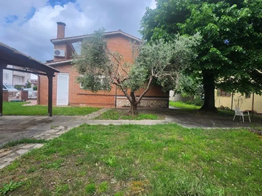 Immagine 4 di Casa indipendente in vendita  a Calcinaia