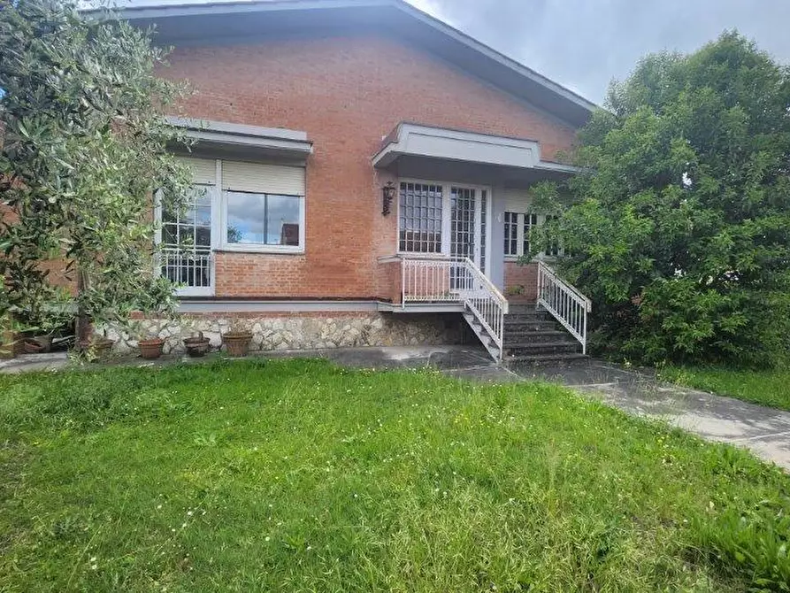 Immagine 2 di Casa indipendente in vendita  a Calcinaia