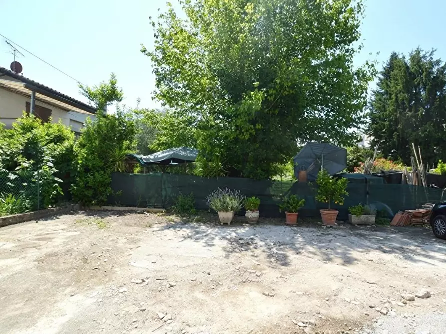 Immagine 10 di Terratetto in vendita  a Lucca