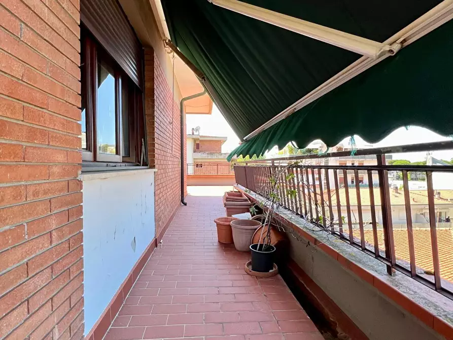 Immagine 20 di Mansarda in vendita  a Massa