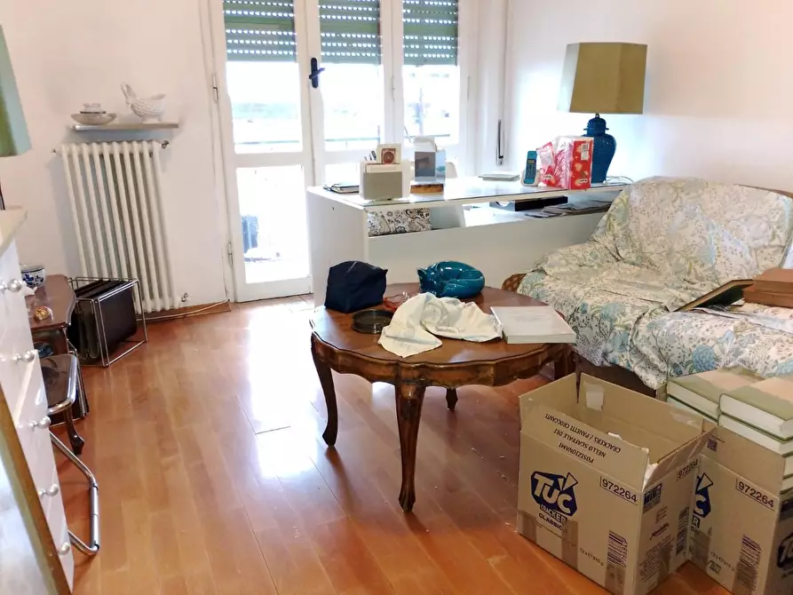 Immagine 21 di Appartamento in vendita  a Massa